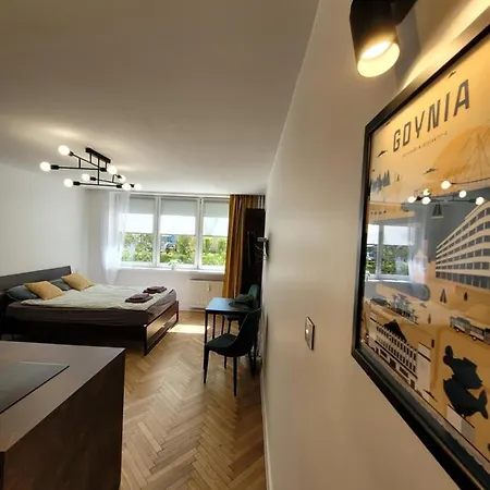 Apartment 21 *